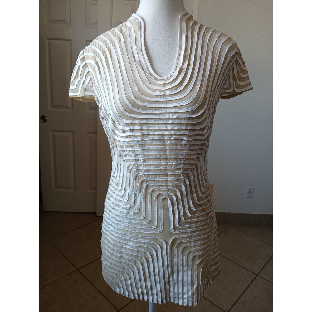 Obstinee By Ika Womens Blouse Tunic Tan Beige‎ Textured Cap Sleeve Size 4 Career